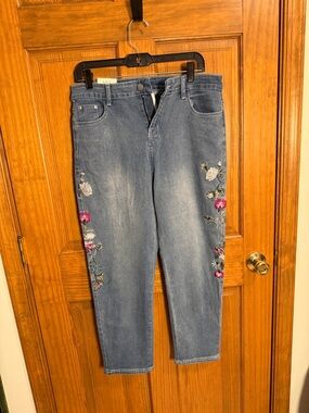 Blue Embroidered Ankle Jeans for Women sz 14/32 stretchy